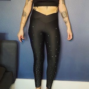 Beach riot starts and moons studded v front